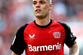 币游体育官网注册-转会期欧篮联焦点战，阿贾克斯迎来里程碑，质疑声仍在，轮换策略成焦点