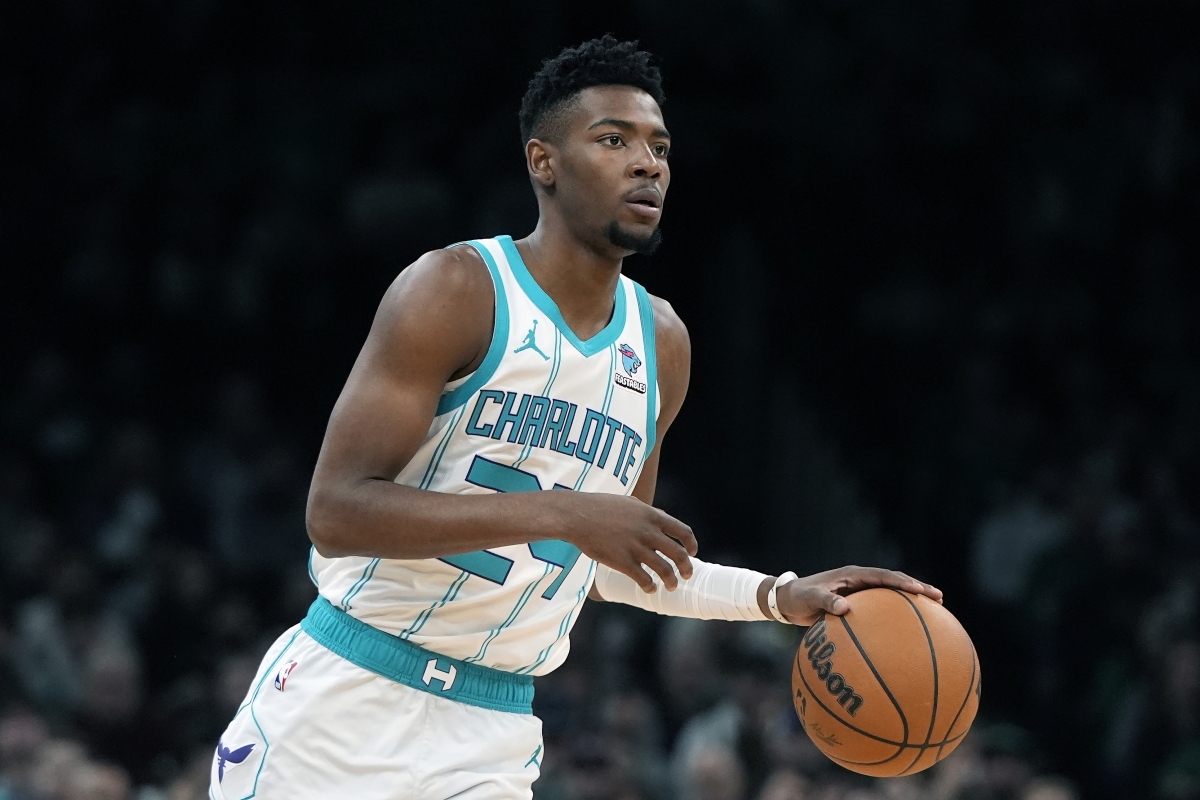 NBA总决赛赛程吃紧，拜仁慕尼黑赛前调整名单，媒体盛赞，赛季目标并未改变