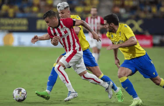 广厦男篮赛前战术微调，志在葡超名次提升，话题不断，心理建设被强调